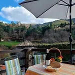 Casa Da Laura - Um Refugio Na Serra Da Estrela 펜션 *