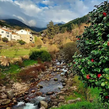 Casa Da Laura - Um Refugio Na Serra Da Estrela * Alvoco da Serra