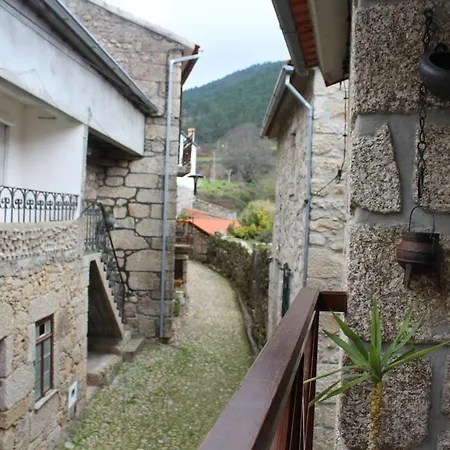 Vakantiehuis Casa Da Laura - Um Refugio Na Serra Da Estrela *