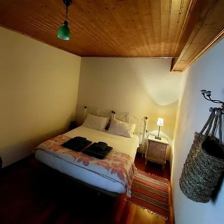 Casa Da Laura - Um Refugio Na Serra Da Estrela Vakantiehuis Alvoco da Serra