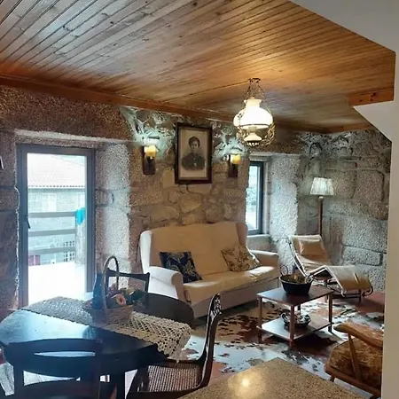 Casa Da Laura - Um Refugio Na Serra Da Estrela * Alvoco da Serra