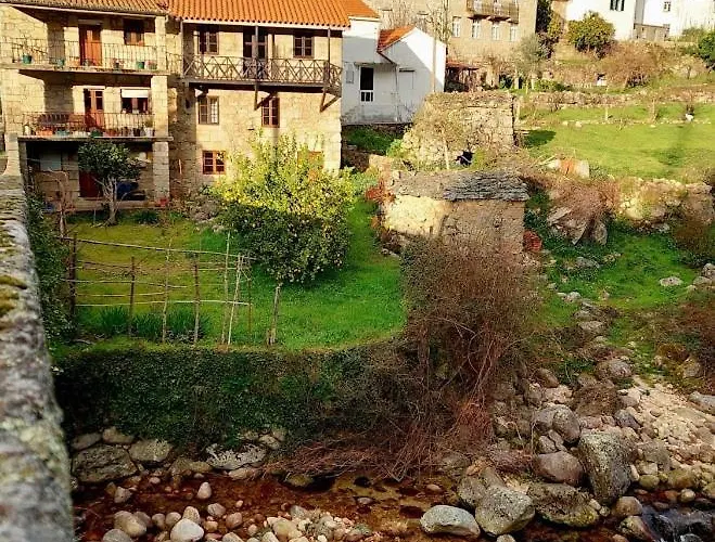 Casa de Férias Casa Da Laura - Um Refugio Na Serra Da Estrela Alvoco da Serra