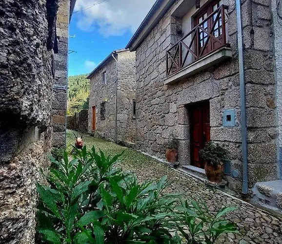 Casa Da Laura - Um Refugio Na Serra Da Estrela Alvoco da Serra