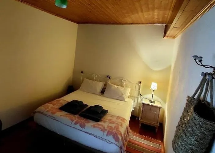 Casa Da Laura - Um Refugio Na Serra Da Estrela Casa de Férias Alvoco da Serra